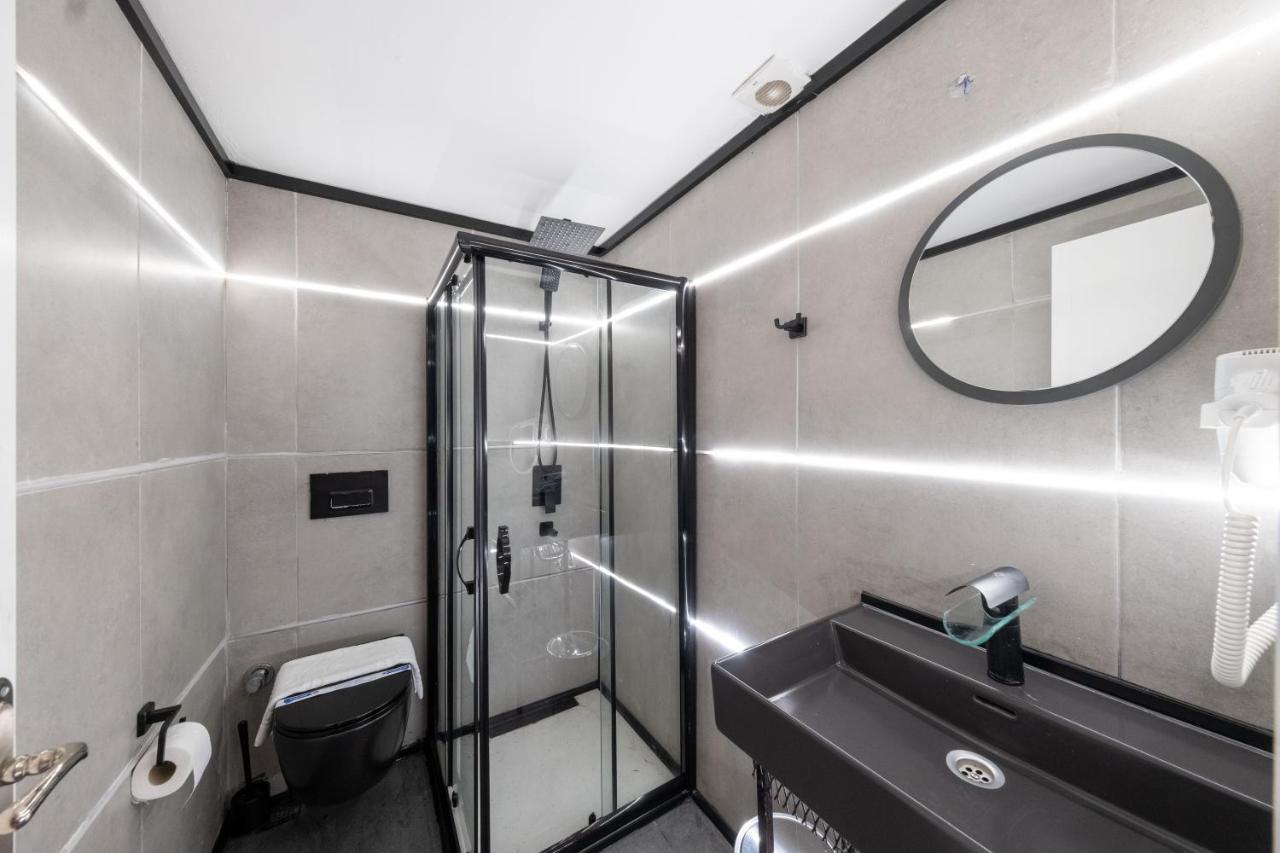 Frame Hotel & Suites Istanboel Buitenkant foto